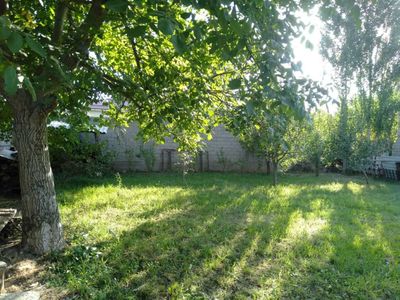 Ховли уй сотилади барча кулайликларга эга ,ЧИРЧИк шахрга якин