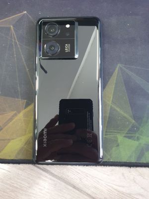 Xiomi 13 t xolati yangidek xotira 256.12 ekran 144 HZ