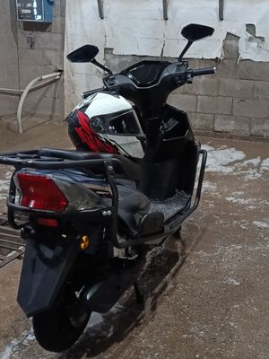 skuter sotiladi 5000000 +kaska bor 1000W mator