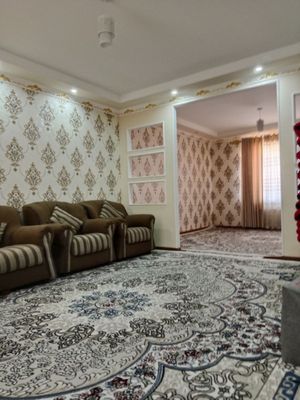 Уй сотилади 4 сотохга курилган