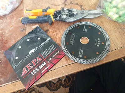 almazniy tosh va tunuka qaychi