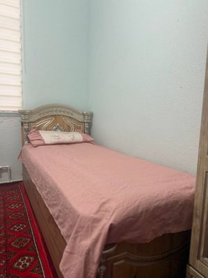 Spalniy mebel sotiladi