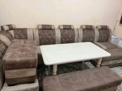oshxona uchun yumshoq mebel ishlatilgan
