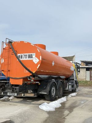 Бензавоз мерс актрос