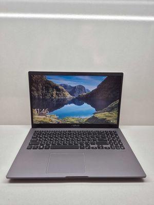 Asus Core i3-8145U 4/256 15.6 Full hd ekran 169$