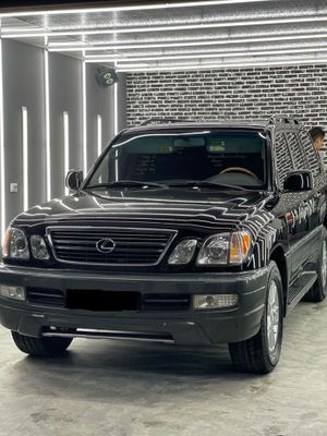 Lexus lx470 sotiladi