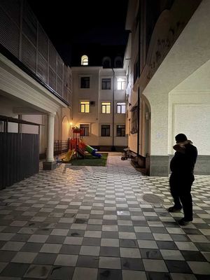 Srochna uy sotiladi