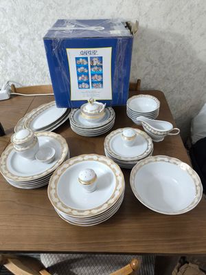 Фарфоровый сервиз