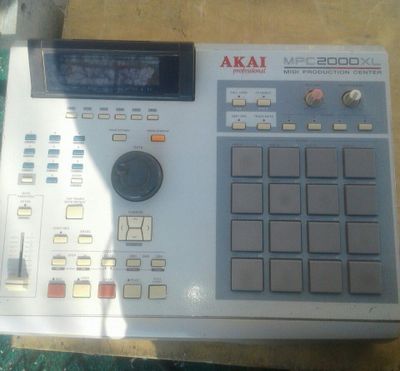 Akai 2000 ishlashi a'lo darajada