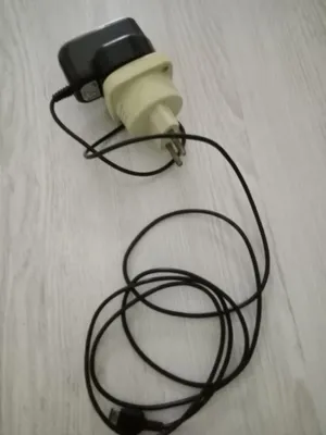 Зарядное устройство для телефона