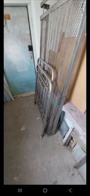 Продаётся железная кровать