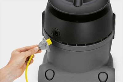 Пылесос Karcher 101 Adv