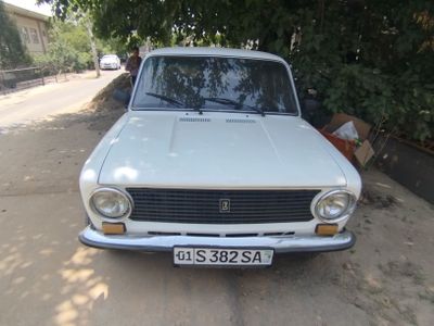Jiguli sotiladi 011
