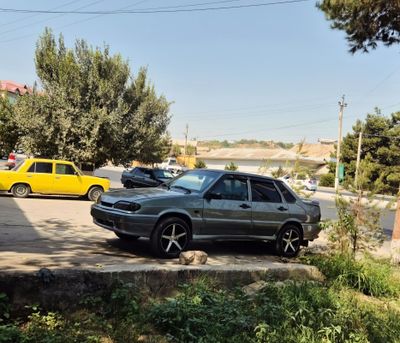 Lada Samara Sotiladi