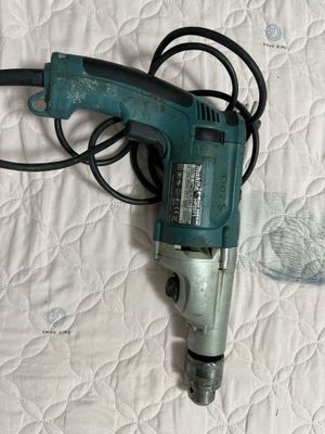 Двухскоростная ударная дрель с подсветкой Makita HP2071F