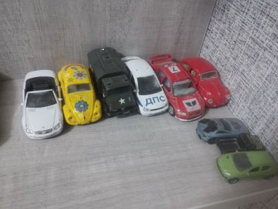 Металлические модели б/у