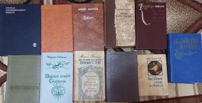 Продаю книги по 60 тыс.