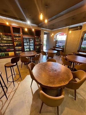 Parisien Продаётся Коммерческое Помещение 324 м2 ремонт Яккасарай