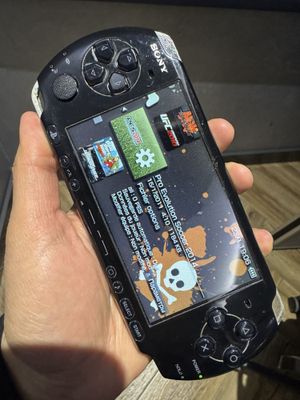 Продам PSP 3000 состояние как на фото