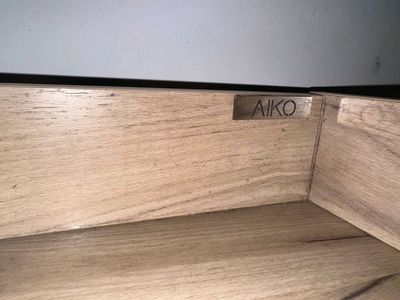 Парты и стулья