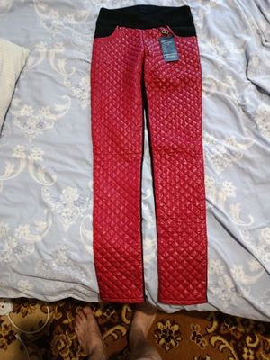 Продается женские брюки 44 размера