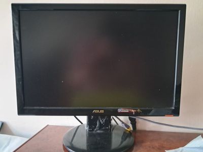 Protsessor + monitor