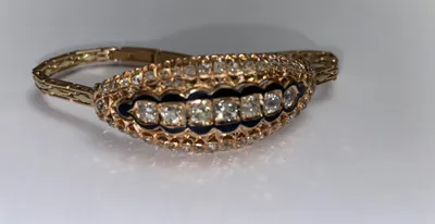 Золотой браслет с бриллиантами