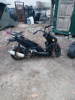 Скутер Италия продажа