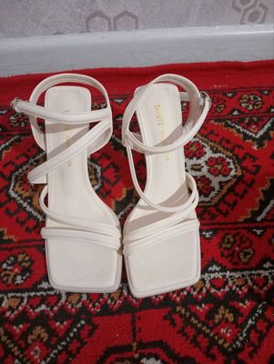 oyoq kiyim