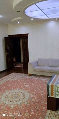 Якквсарайский Район 3 - Комн Квартира Сдаётся