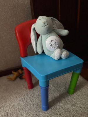 Детский стульчик пластмассовый