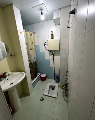 Olmazor Tuman Beruniy metro oldida 2xonali uy i