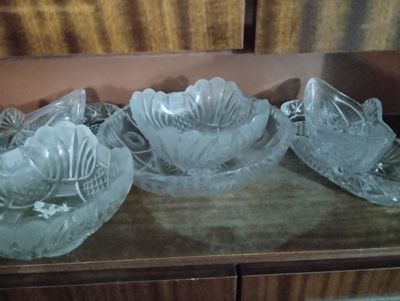 Hrustal chinnilar sotiladi