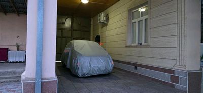 Ховли  Сотилади