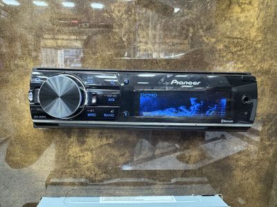 Pioneer DEH-80PRS в хорошем состоянии