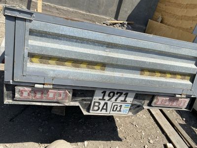 Авто прицеп sotiladi