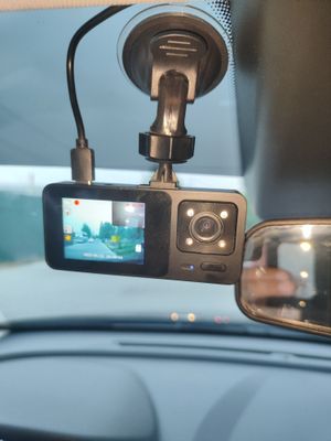 Videoregstrator 3 kamirali