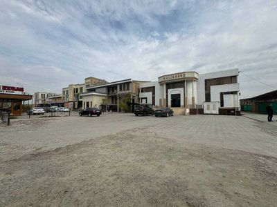 Tayyor 500m2 omborxona jaraga beriladi.