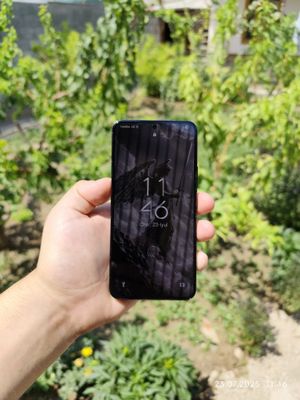 s22 8/256 gb Holatiga narxi yarasha