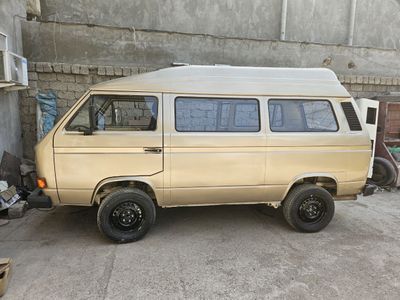 VOLKSWAGEN T 3 1985 год выпуск