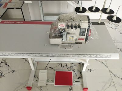 Broce averlo tikuv mashinasi X5 Model 2 yil kafolati bilan