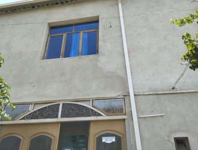 Derazalar zur holatda 7dona bor