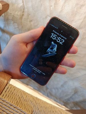 Обменяю Iphone se 2020