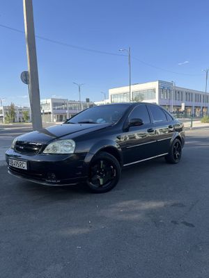 Продам Lacetti 2010 года выпуска