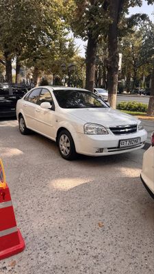 Chevrolet Lasetti 1.6 2012 год