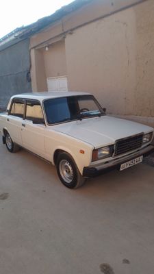 Vaz 2107 gaz benzin