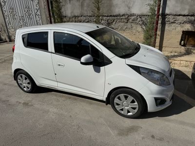 Srochno sotiladi Spark 2021 Mexanika Gaz Metan Xolati yaxshi Optima