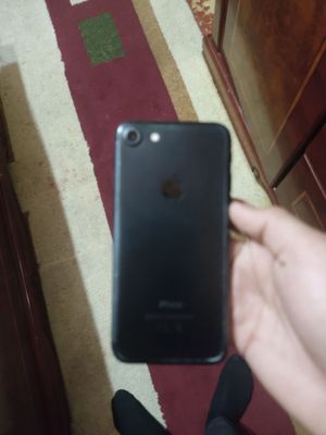 Iphone 7 sotilada