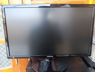 24 Led Samsung Monitor HDMI