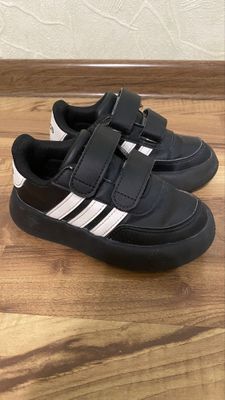 Кроссовки детские adidas
